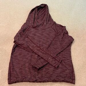 Women’s Lululemon Sweatshirt